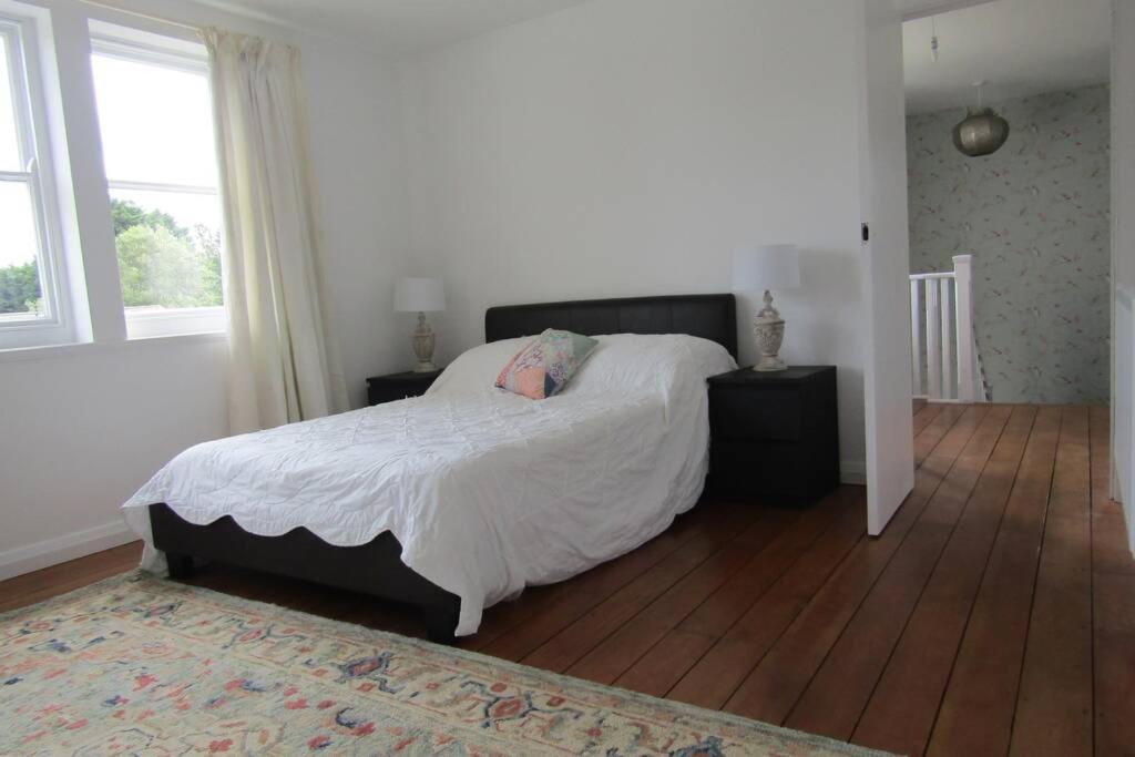 Lovely 3 Bed House Close To Beach! *